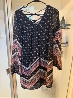 Xhilaration Black Floral Boho Tunic Dress with Pink and White Chevron Accents